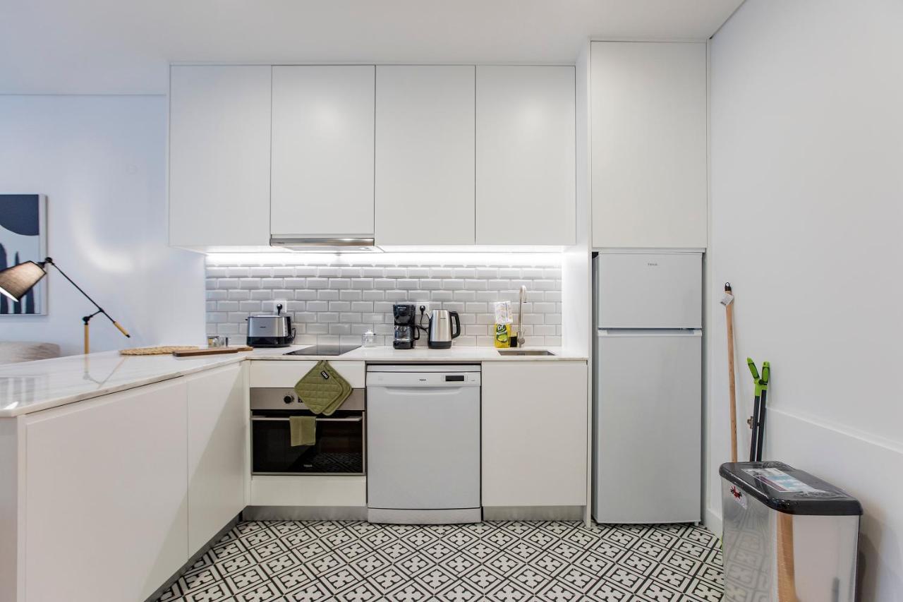 פורטו Downtown Wonder Flat W/ Ac By Lovelystay מראה חיצוני תמונה